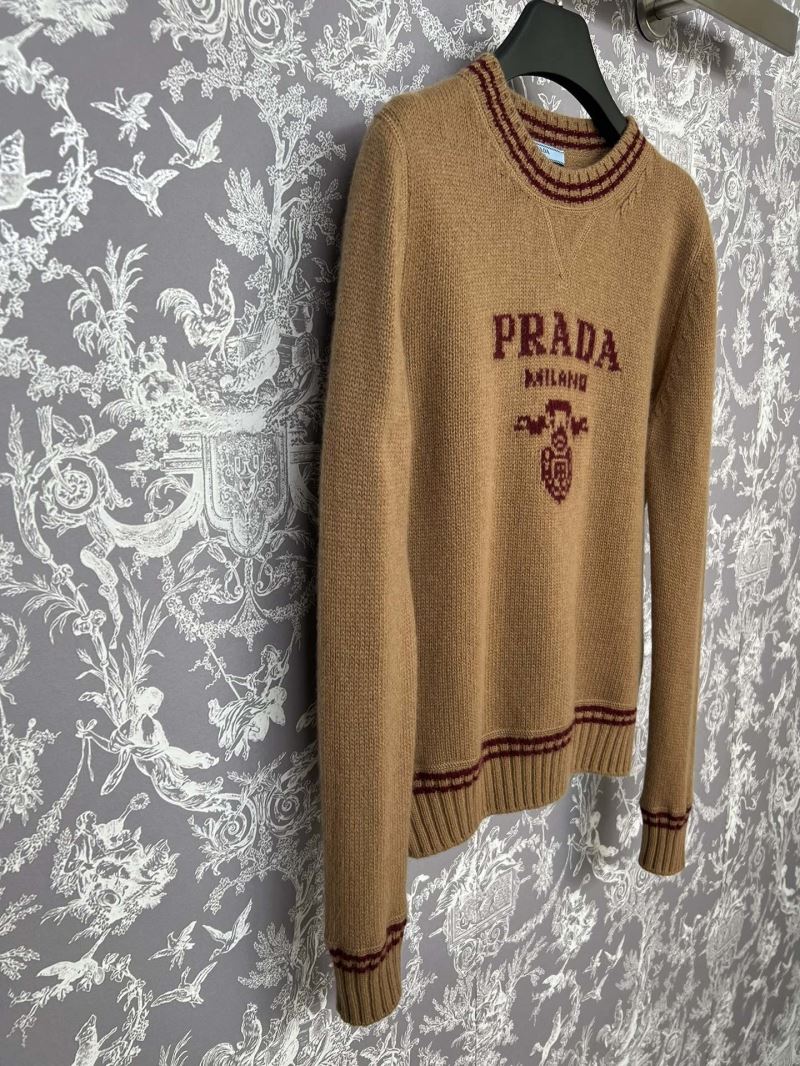 Gucci Sweaters